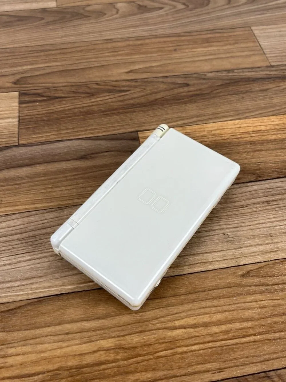 Not Working White Nintendo DS Lite Console only for parts or repair USG-001